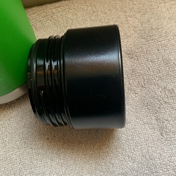 Yeti - Picture 8 of 8